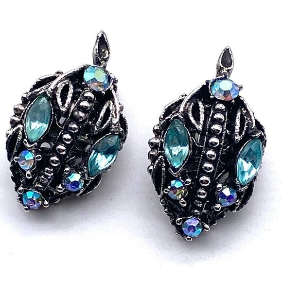Vintage Rhinestone Blue Clip on Earrings unmarked - Picture 1 of 4